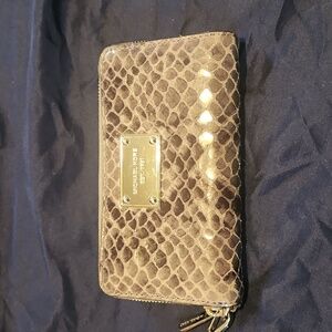 Michael Kors wallet